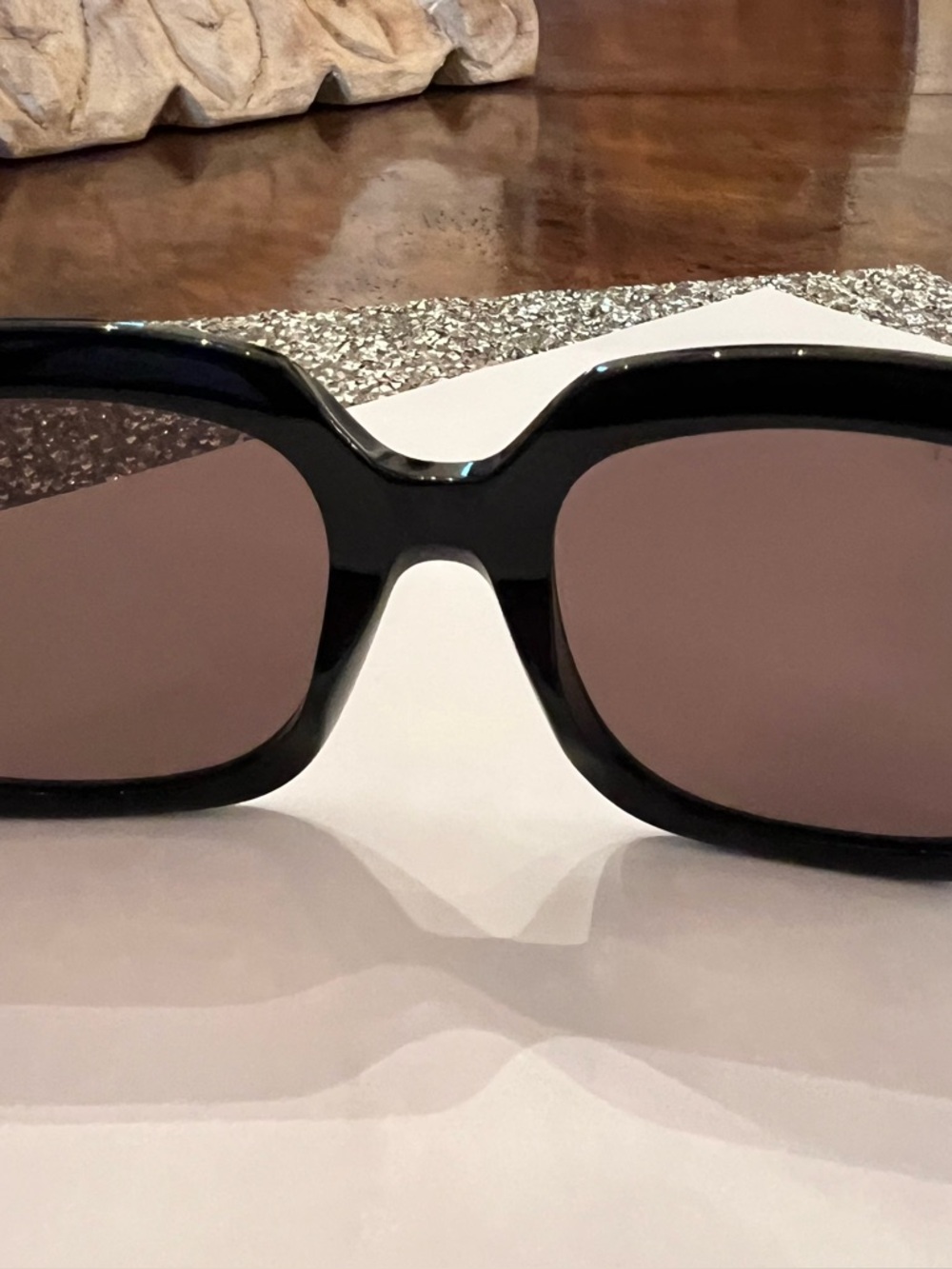 Gucci Women's Black Rectangular Oversized Sunglasses - Picture 6 of 8